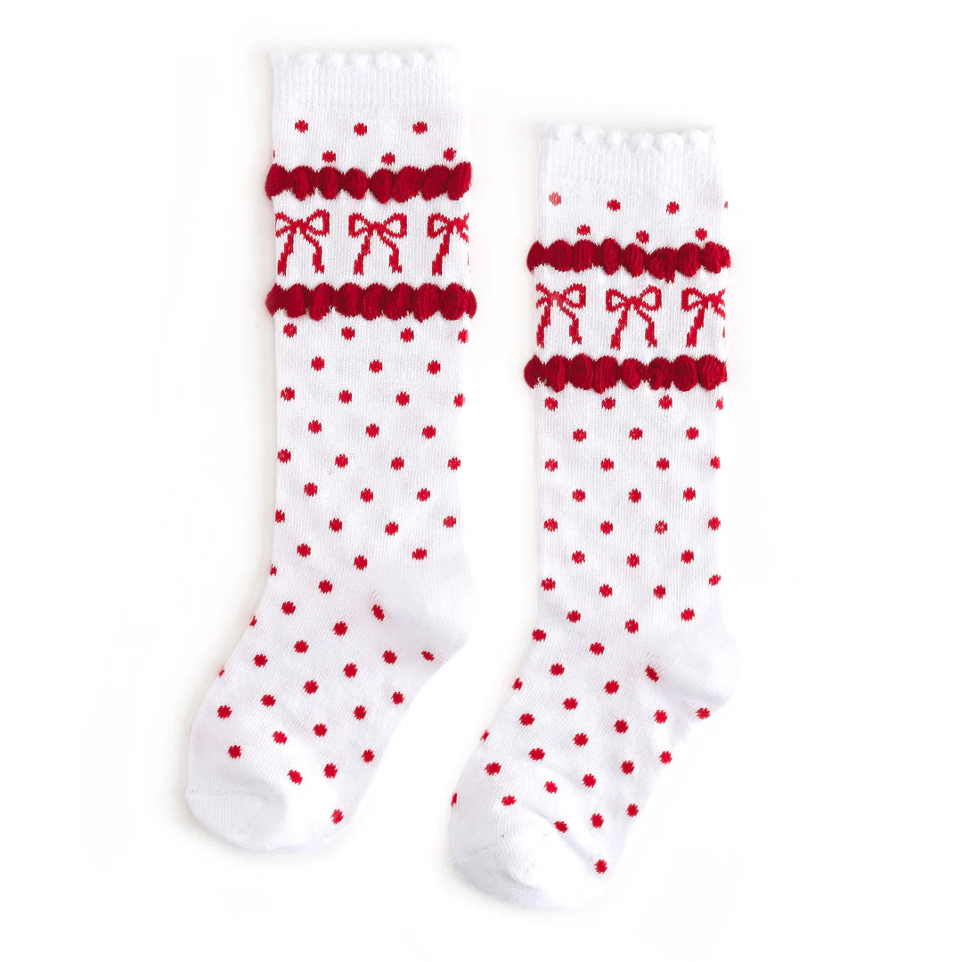 Red scalloped bow socks